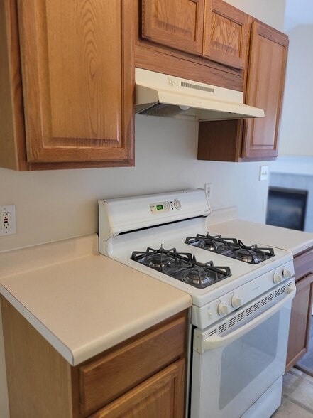 kitchen - 1200 Hillside Ave