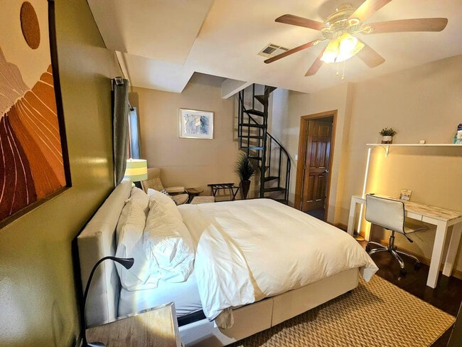 Building Photo - 152 Central Ave