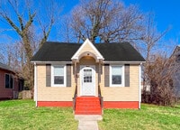 Building Photo - 3207 Logandale Ave