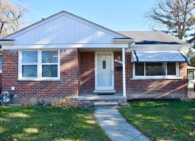 Building Photo - 9924 Woodring St