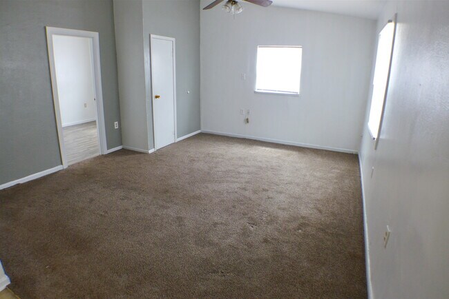 LIVING ROOM - 233 Rawson Dr