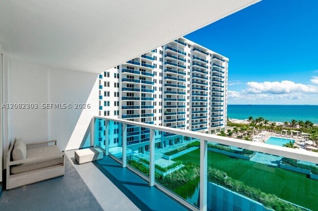 Building Photo - 2301 Collins Ave