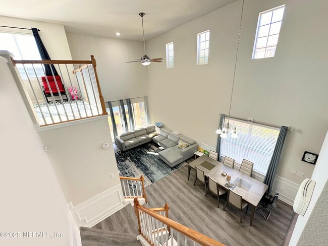 Building Photo - 14032 Saddlehill Ct