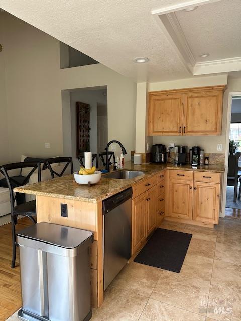 Building Photo - 2446 Sawgrass Ct