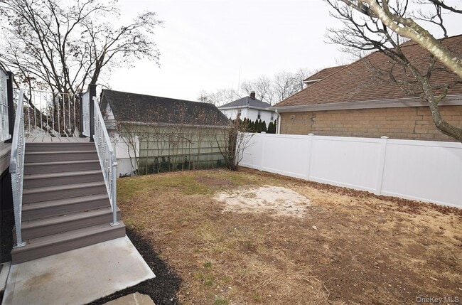 Building Photo - 86-16 262nd St