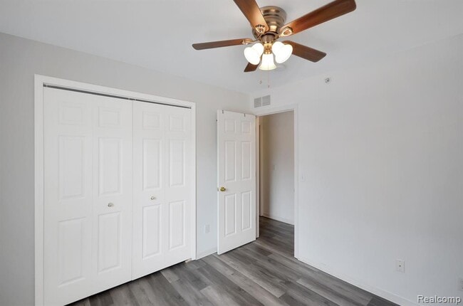 Building Photo - 8425 Williamstown Dr