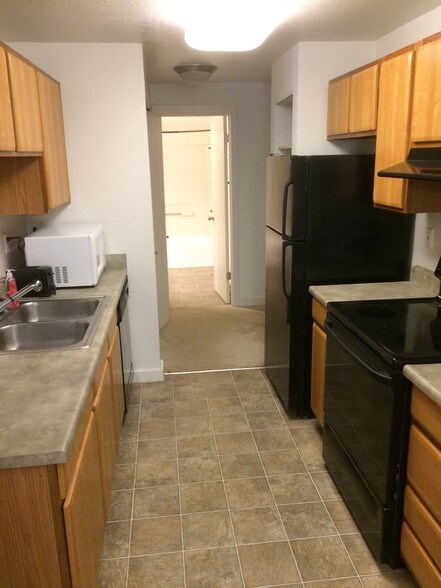 Building Photo - 16817 Larch Way