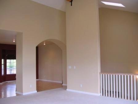 Building Photo - 10072 Roseview Dr