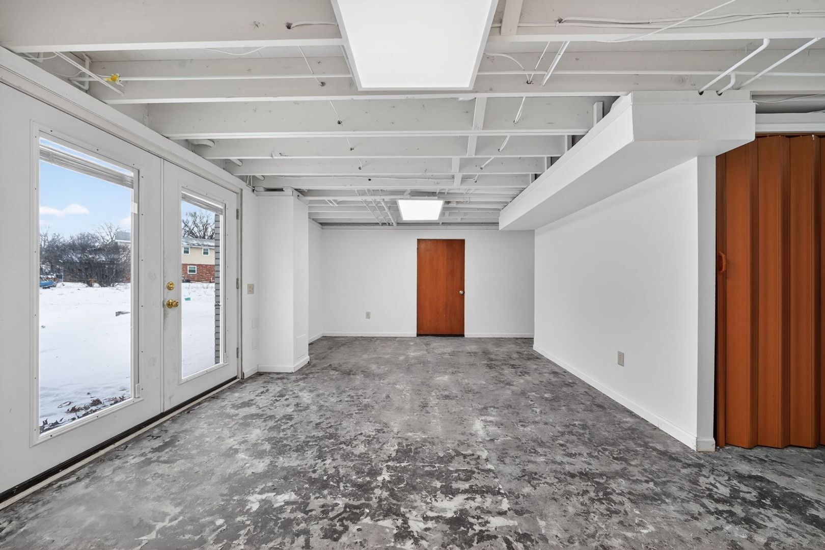 Building Photo - 6644 Ravenwood Ave NW