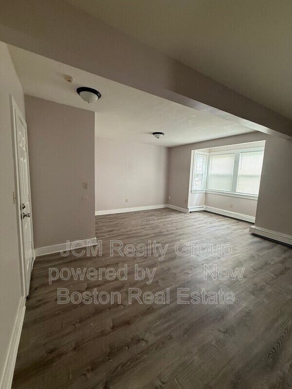 Building Photo - 40 Winthrop St