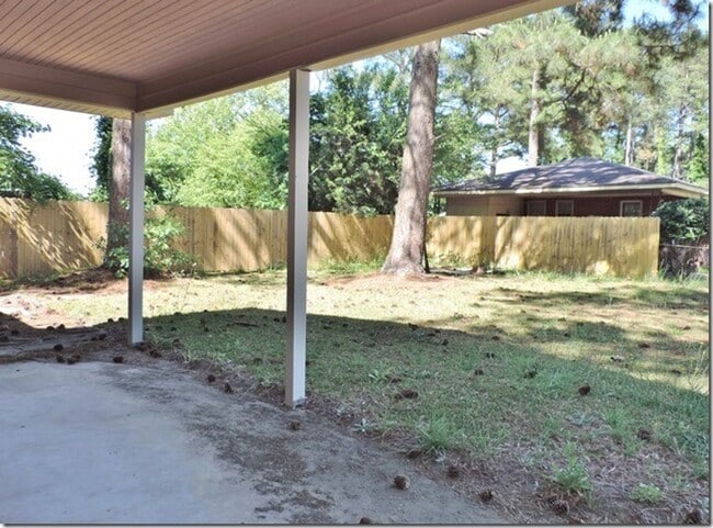 Building Photo - 310 Forrest Rd W