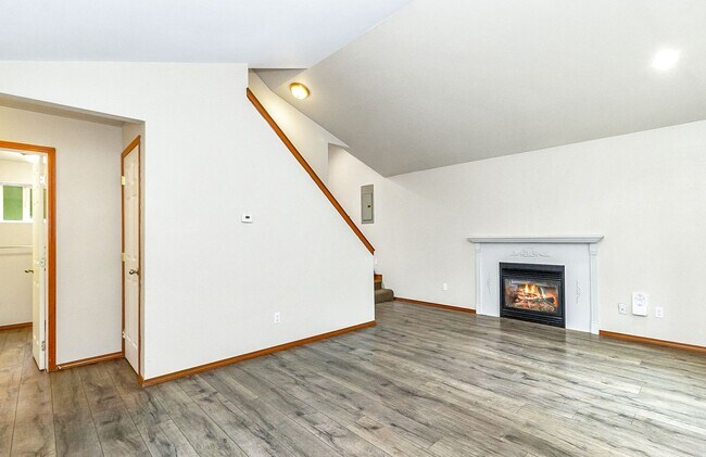 Building Photo - 4726 Lerch Rd