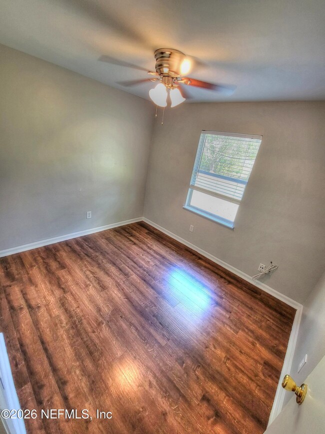 Building Photo - 10881 Key Coral Dr