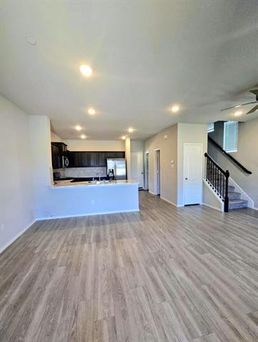 Building Photo - 3931 Hometown Blvd