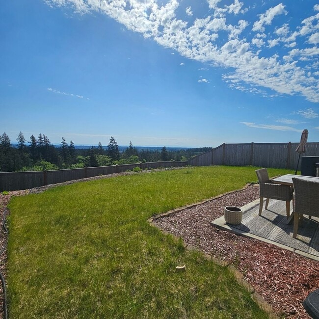 Building Photo - Beautiful 4-Bedroom Home with Spacious Loft, Fenced Yard & More!