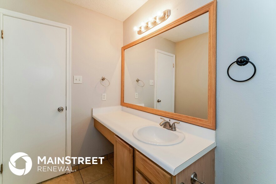 Building Photo - 9707 Astin Pl