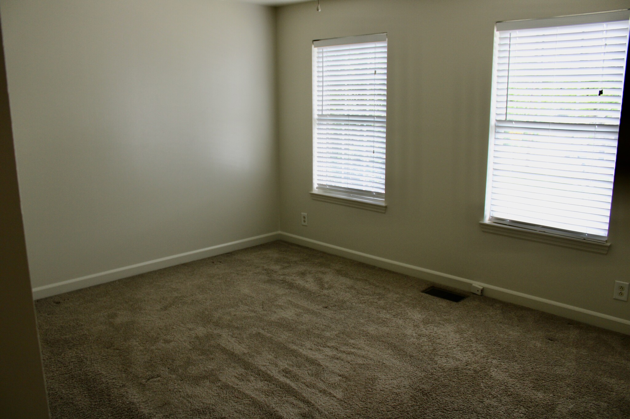 Bedroom 2 - 163 37th Avenue North