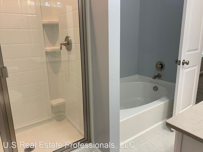 Building Photo - 3 br, 2 bath House - 501 LeConte Street