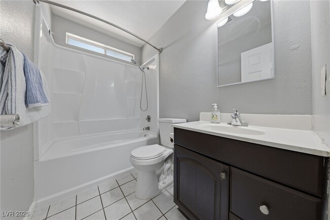 Building Photo - 251 Meyers Ave