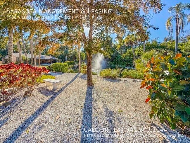 Building Photo - 4958 Village Garden Dr