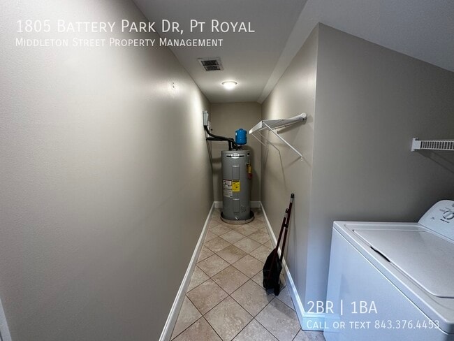 Building Photo - 1805 Battery Park Dr