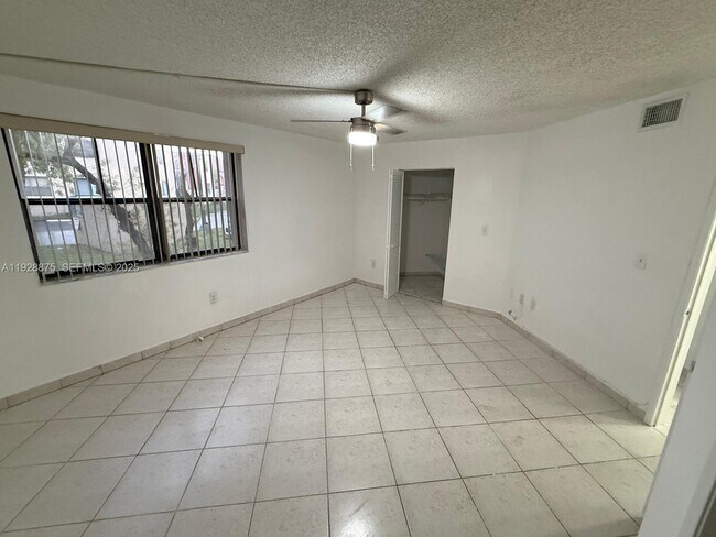 Building Photo - 10257 NW 9th St Cir