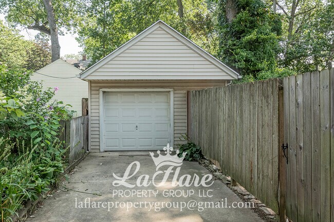 Building Photo - 3730 Wyckliffe Pkwy