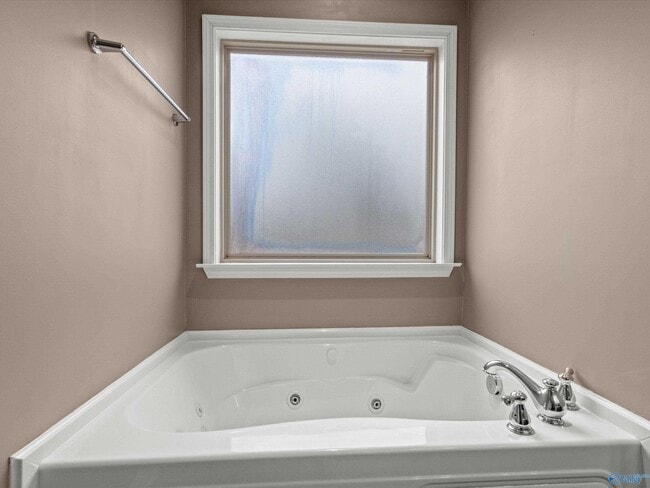 Building Photo - 14433 Royal St George