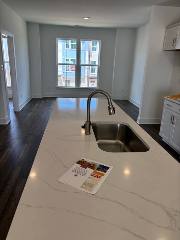 Building Photo - 15312 Oasis Sun Aly