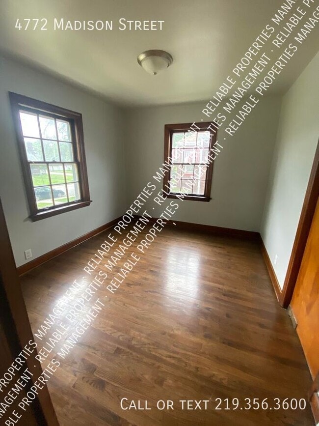 Building Photo - 4772 Madison St