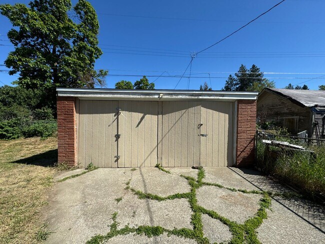 Building Photo - 47 E Garland Ave