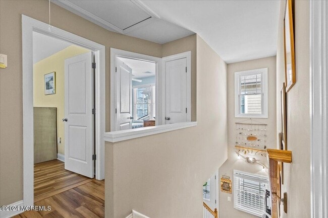 Building Photo - 17 2nd Ave