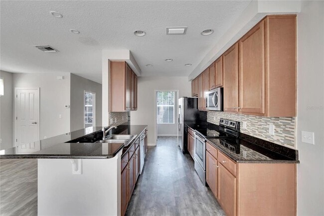 Building Photo - 7322 S Trask St