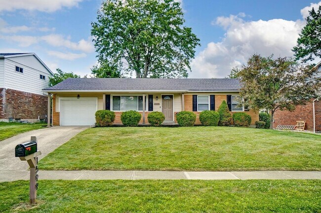 Building Photo - 1599 Yellowglen Dr