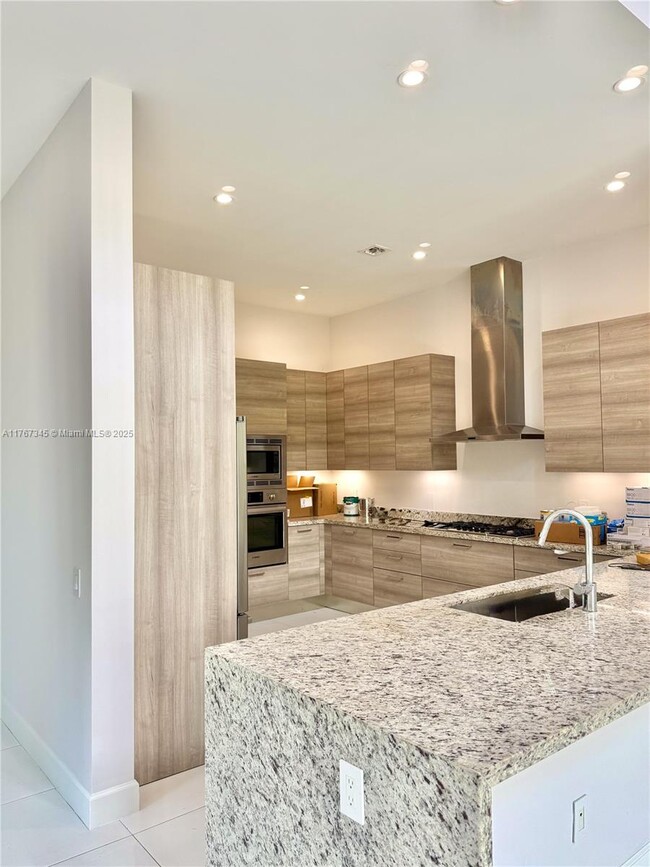 Building Photo - 5915 Brookfield Cir