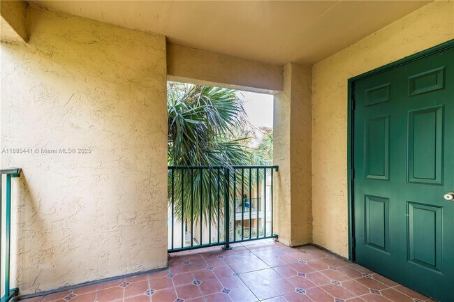 Building Photo - 777 Riverside Dr