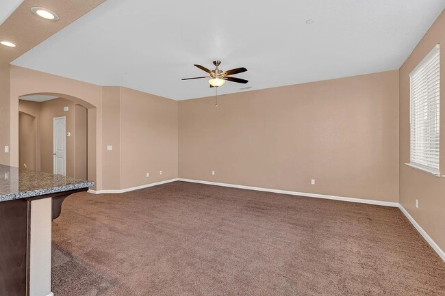 Building Photo - 636 Lamoglia St