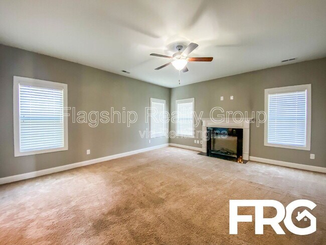 Building Photo - 112 Quail Hollow Dr