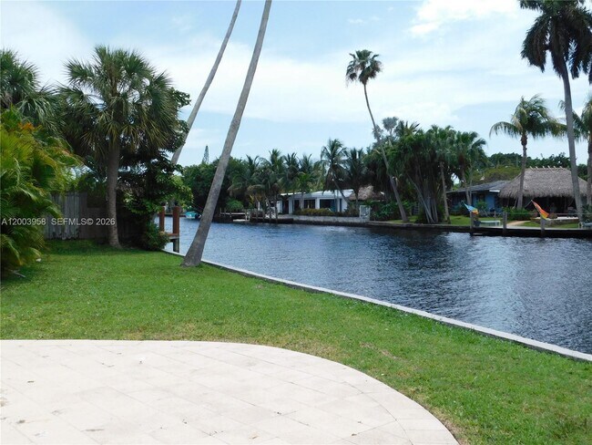 Building Photo - 108 NE 30th St