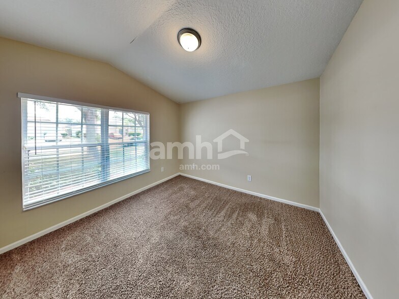 Building Photo - 13256 Early Run Ln