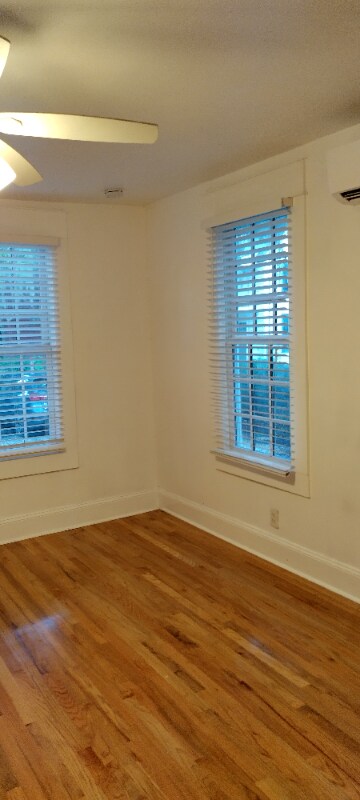 Building Photo - 260 St George St