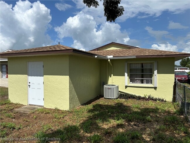 Building Photo - 120 Serenity Avenue
