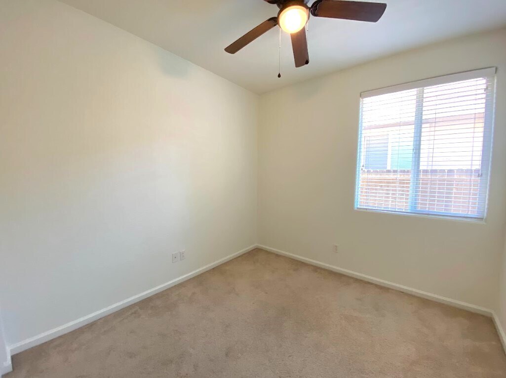 Building Photo - 436 Jacobs Dr