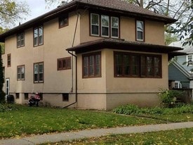 Building Photo - 1608 Adams St