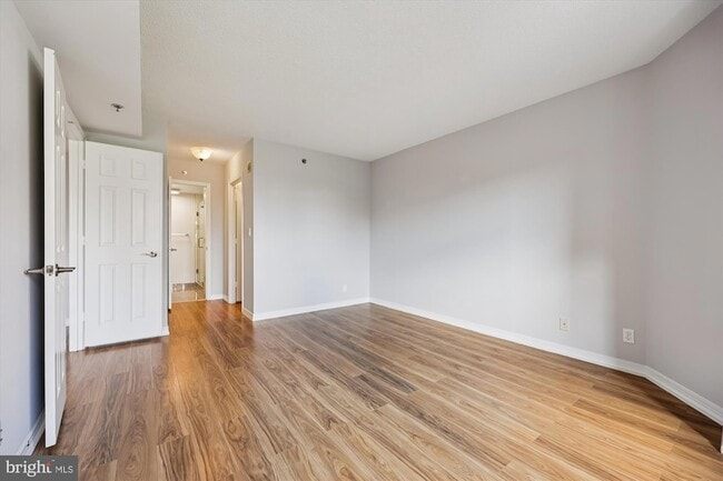 Building Photo - 5809 Nicholson Ln