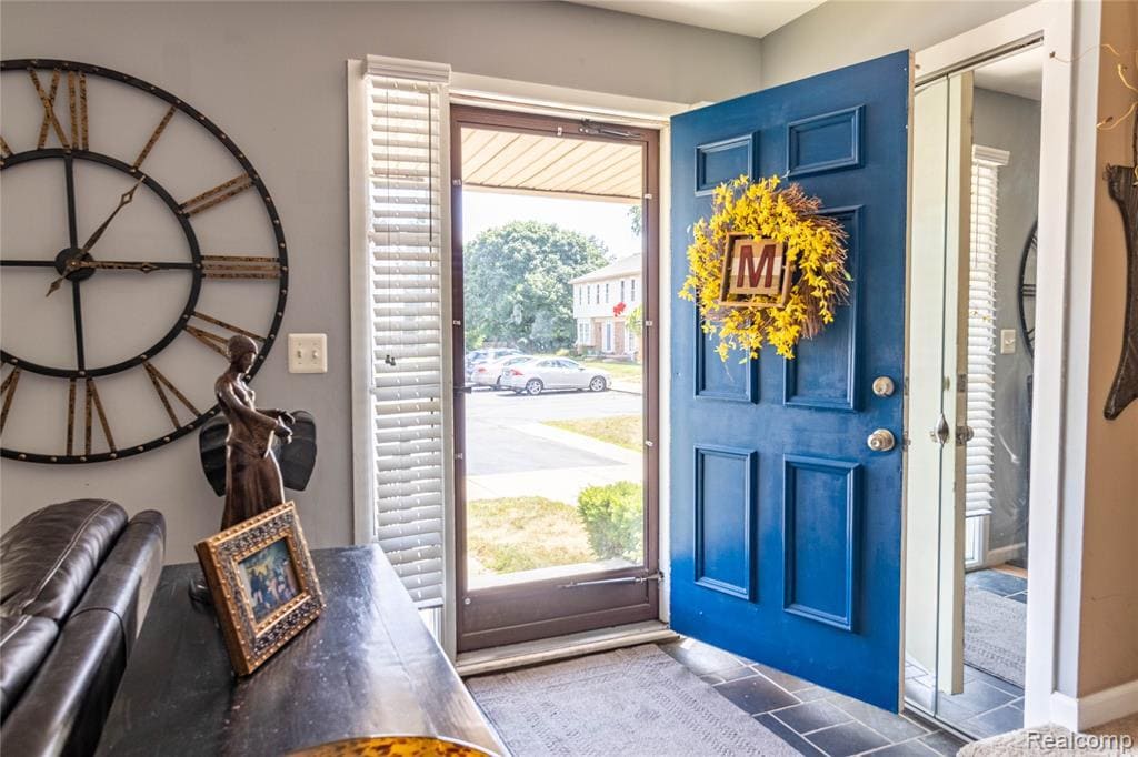 Building Photo - 24483 Bashian Dr