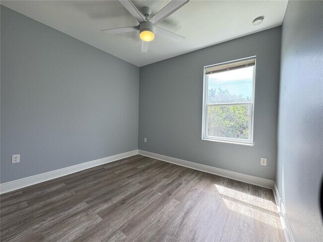 Building Photo - 12688 Sagewood Dr