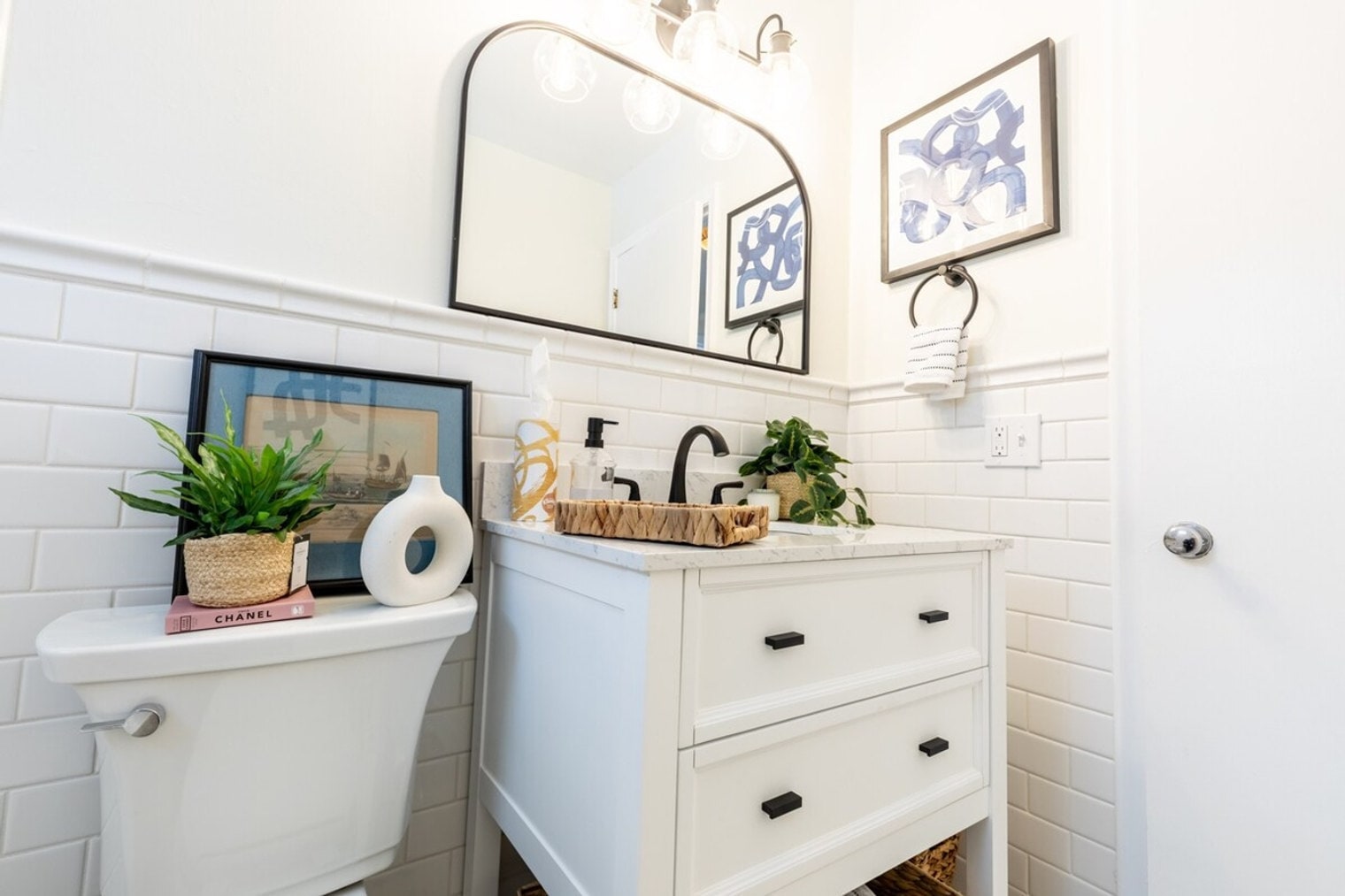 Building Photo - 17035 9th Ave N