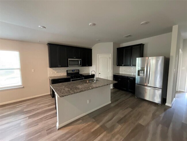 Building Photo - 1629 Dubiel Dr