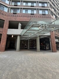 Building Photo - 211 E Ohio St